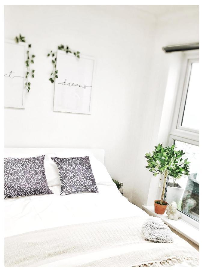 The Beach Hideaways Apartment Brighton ภายนอก รูปภาพ