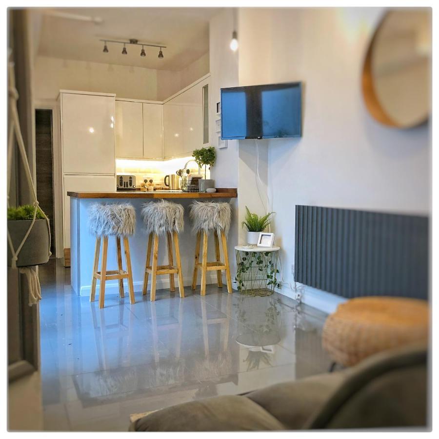 The Beach Hideaways Apartment Brighton ภายนอก รูปภาพ